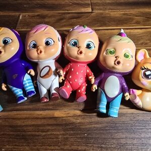 Lot of 6 Cry Babies Magic Tears Mini Dolls 5" Assorted Outfits